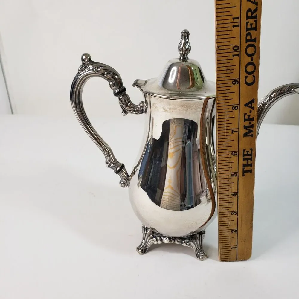 Oneida Silver Du Maurier Silverplate Coffee Pot  8 